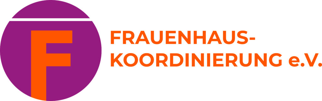 Logo von FRAUENHAUS-KOORDINIERUNG e.V.: großer lila Kreis mit orangefarbenem F und weißer Linie, daneben orangener Schriftzug.